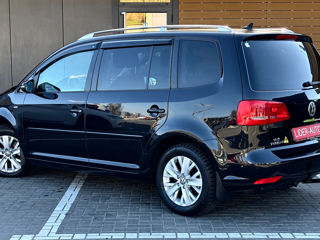 Volkswagen Touran фото 5