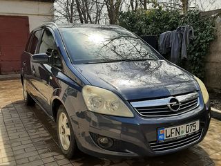 Opel Zafira foto 7