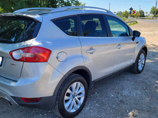 Ford Kuga foto 2