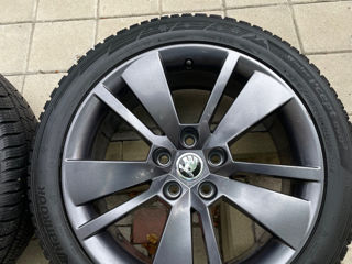 Skoda Set jante originale+cauciucuri de iarna Hankook R18 235/45 anul 2021 si 2019 foto 5