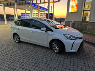 Toyota Prius + foto 1