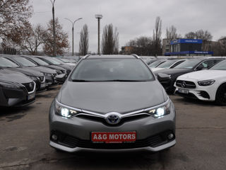 Toyota Auris foto 2