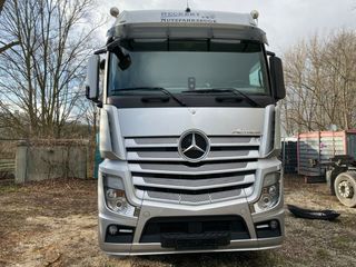 Mercedes Actros 1845