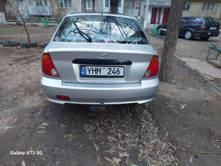 Hyundai Accent foto 4