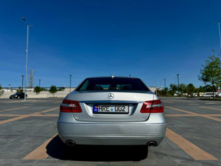 Mercedes E-Class foto 8