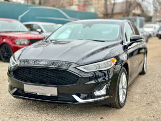 Ford Fusion foto 1