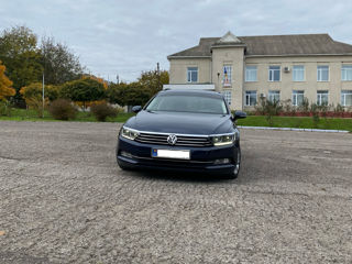 Volkswagen Passat foto 3