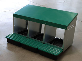 Гнездо для кур несушек с лотком для сбора яиц Des Champs MG03  фото 1