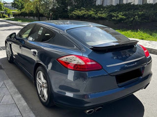 Porsche Panamera foto 3