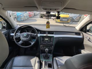 Skoda Superb foto 9