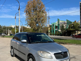 Skoda Fabia foto 3