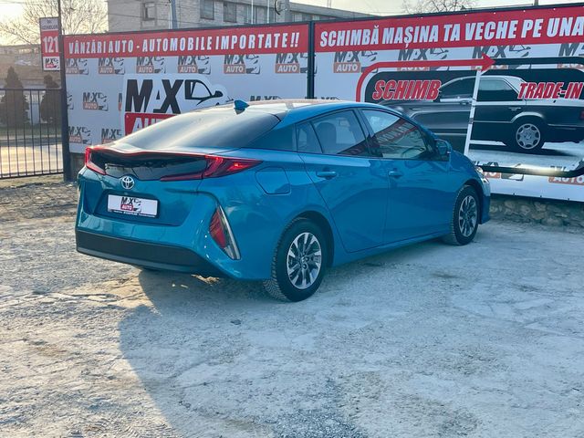 Toyota Prius Prime