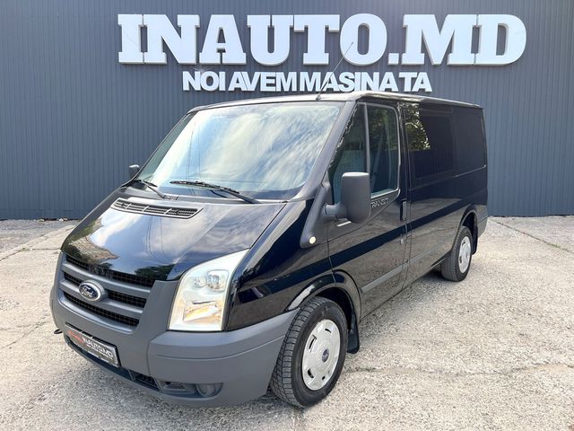 Ford Transit 7 Locuri 2010