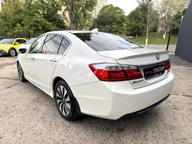 Honda Accord 2015 — 2