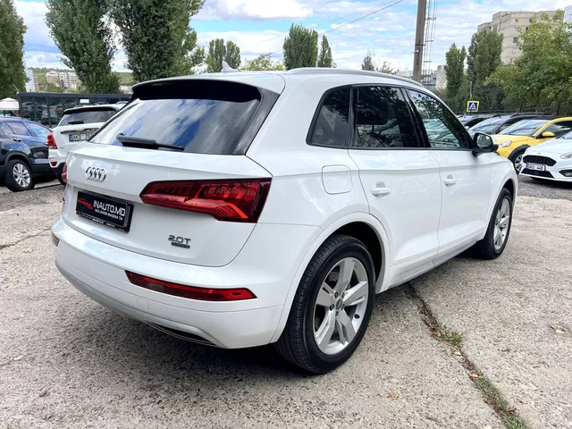 Audi Q5 2018 — 3