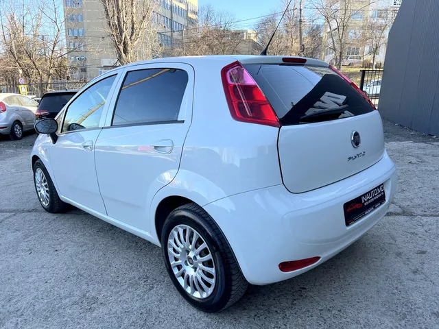 Fiat Punto 2017 — 2