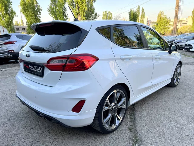 Ford Fiesta 2017 — 3