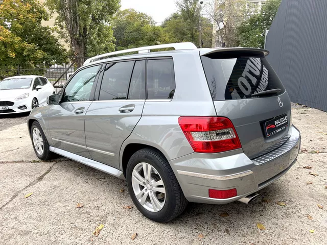 Mercedes GLK-Class 2010 — 2