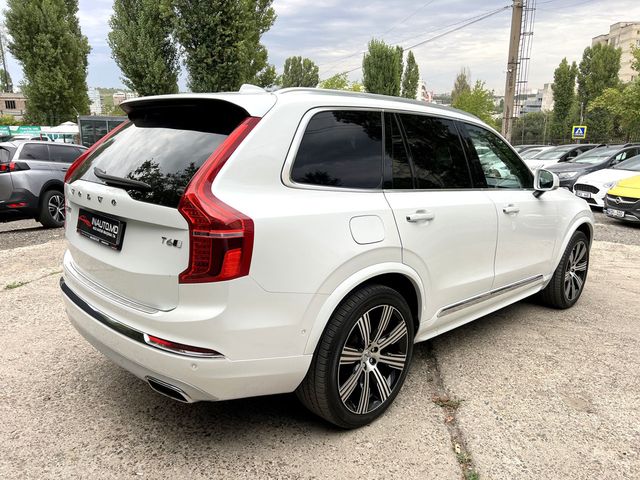 Volvo XC90 2021 — 3