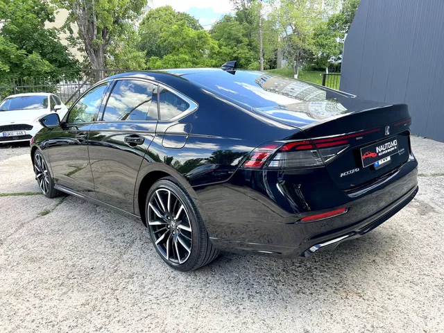 Honda Accord 2023 — 2