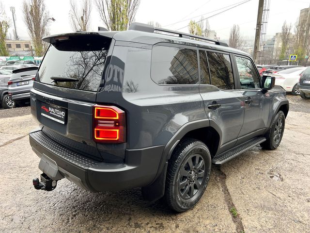 Toyota Land Cruiser Prado 2025 — 3