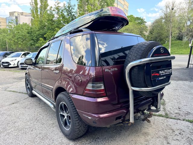 Mercedes M-Class 1997 — 2