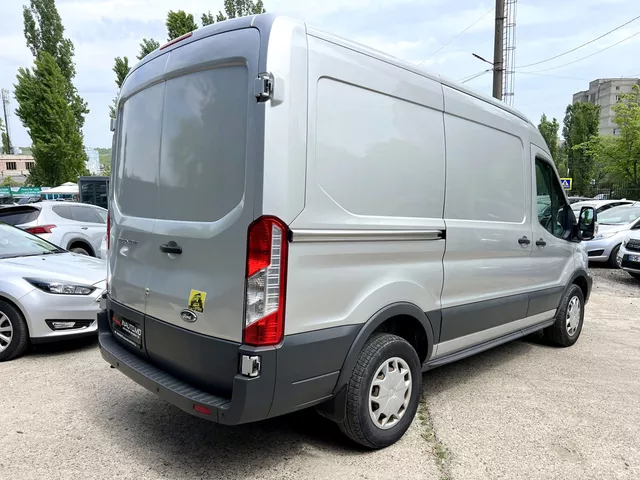 Ford Transit 2019 — 3