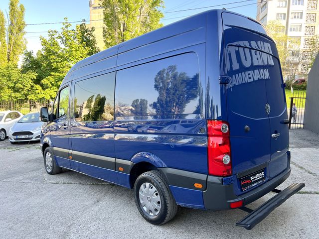 Volkswagen Crafter 6 Locuri 2015 — 2