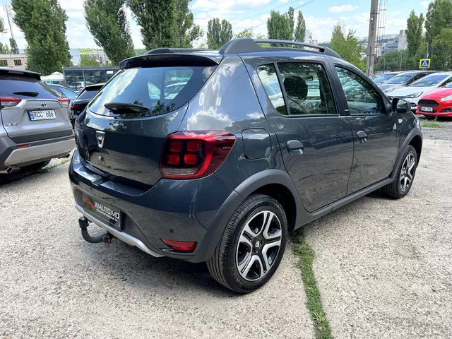 Dacia Sandero Stepway 2018 — 3
