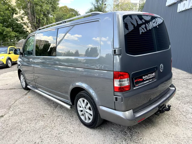 Volkswagen Transporter 2011 — 2