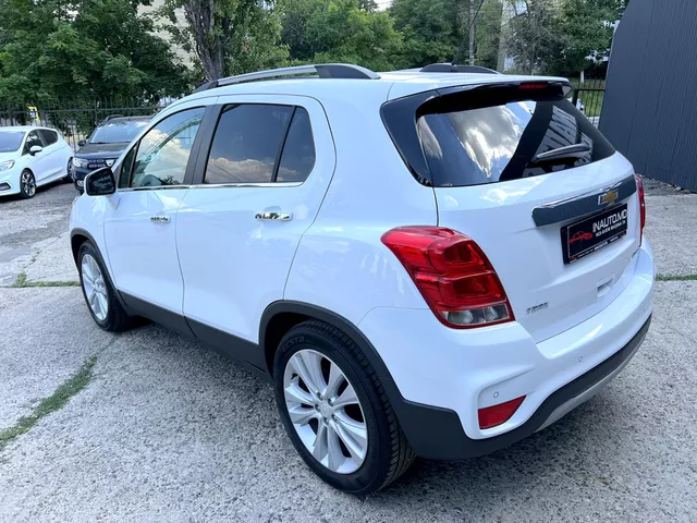 Chevrolet Trax 2019 — 2