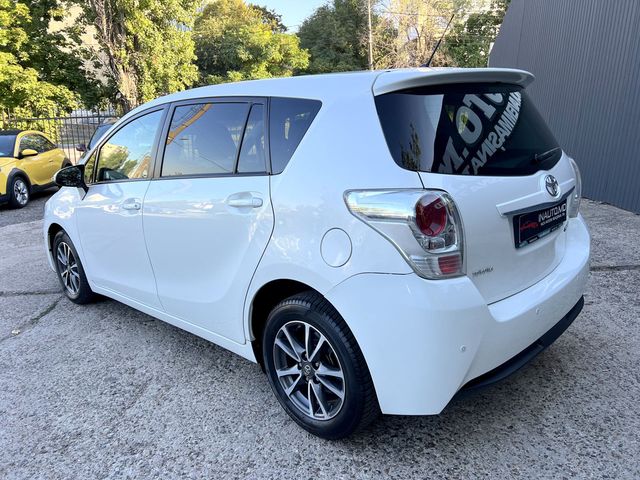 Toyota Verso 2014 — 2