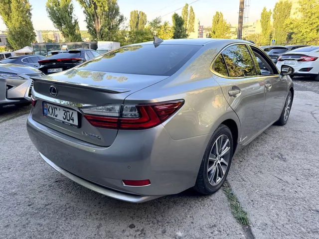 Lexus ES Series 2015 — 3