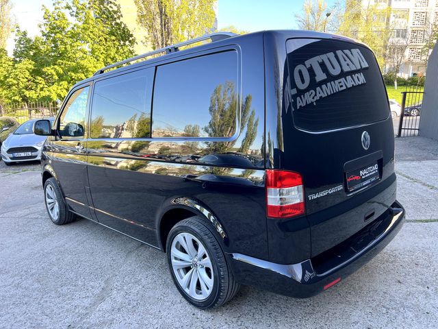 Volkswagen Transporter 2011 — 2