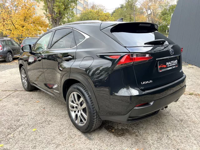Lexus NX Series 2016 — 2