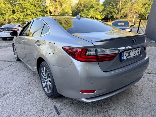 Lexus ES Series 2015 — 2