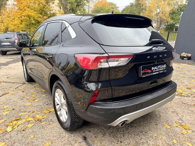 Ford Kuga 2021 — 2