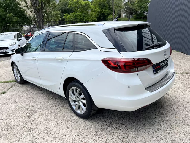 Opel Astra 2020 — 2