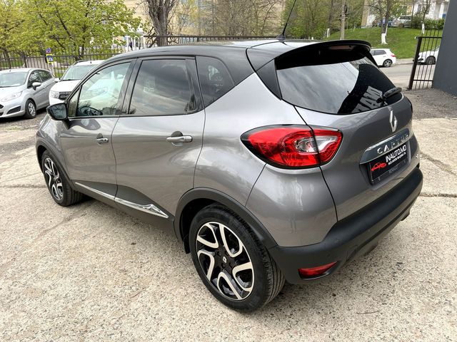 Renault Captur 2014 — 2