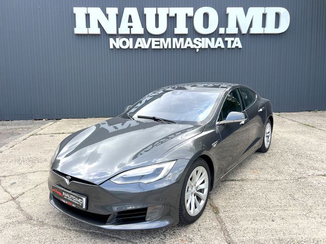 Tesla Model S 2016