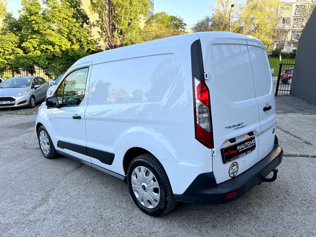 Ford Transit Connect 2018 — 2