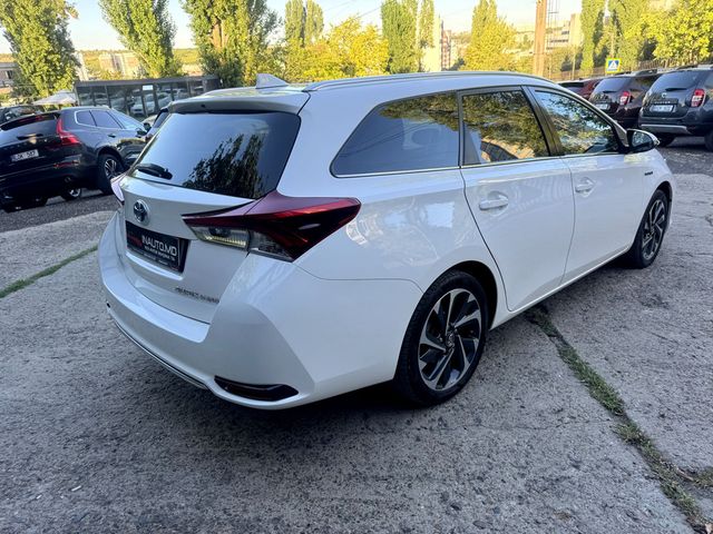 Toyota Auris 2016 — 3