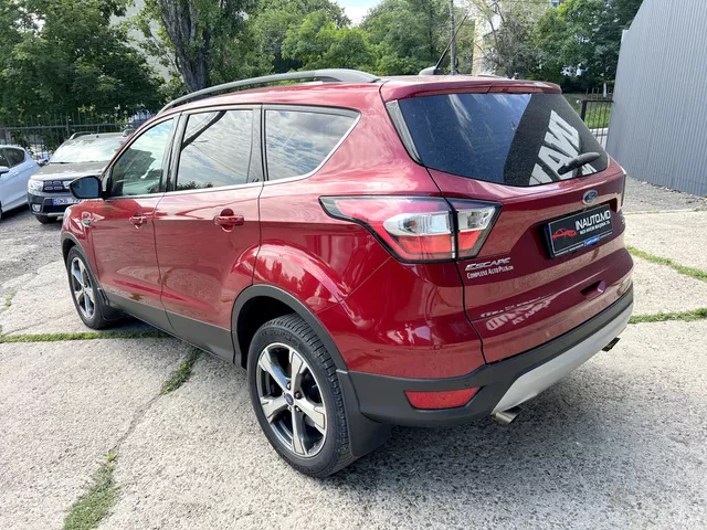 Ford Escape 2016 — 2