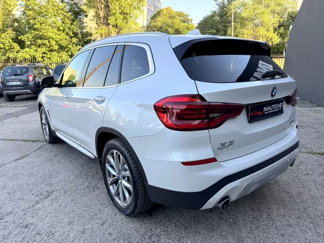 BMW X3 2018 — 2