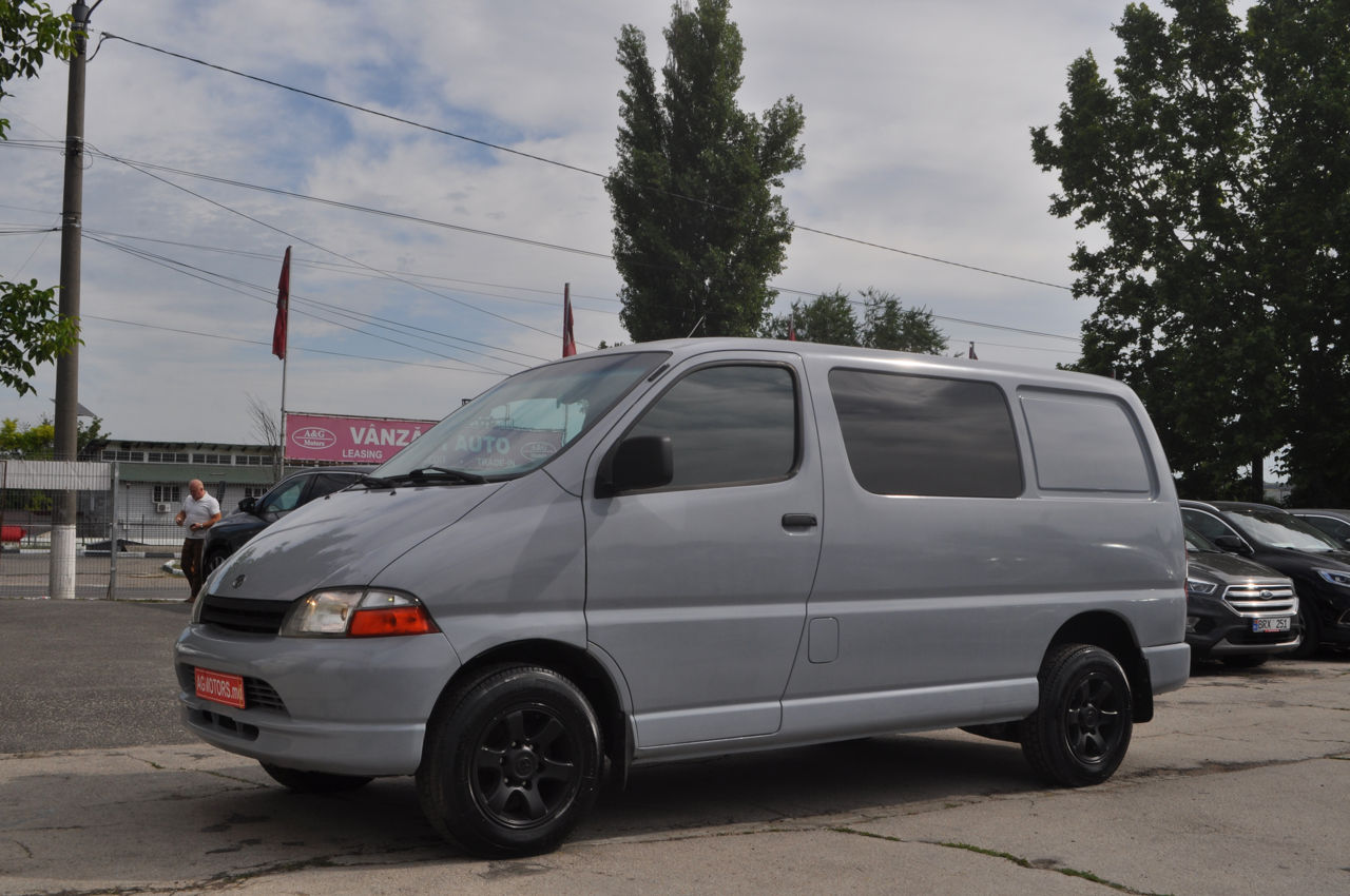 Toyota Hiace