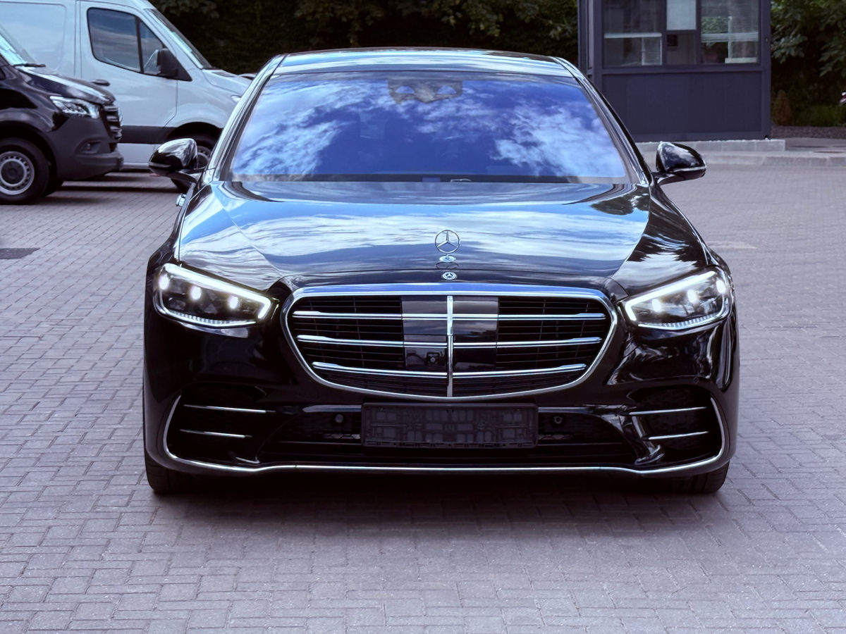 Mercedes S-Class