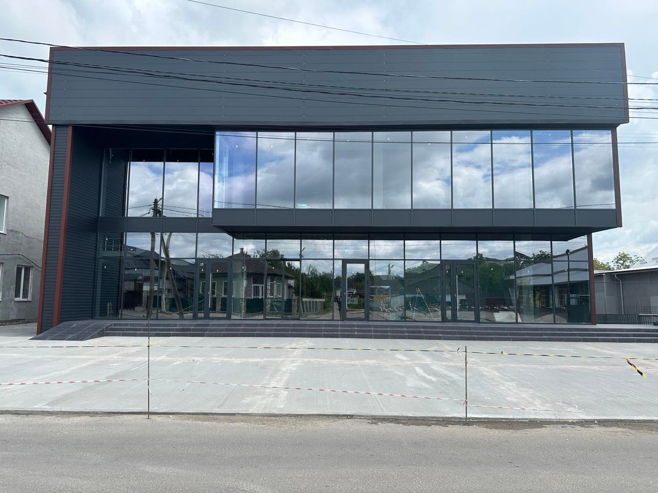 Spațiu comercial, 800 m², Edineț - Więcej