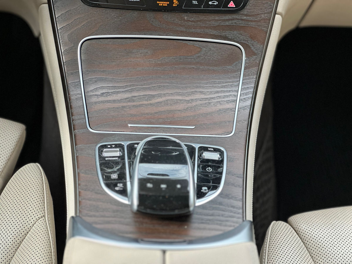 Mercedes GLC