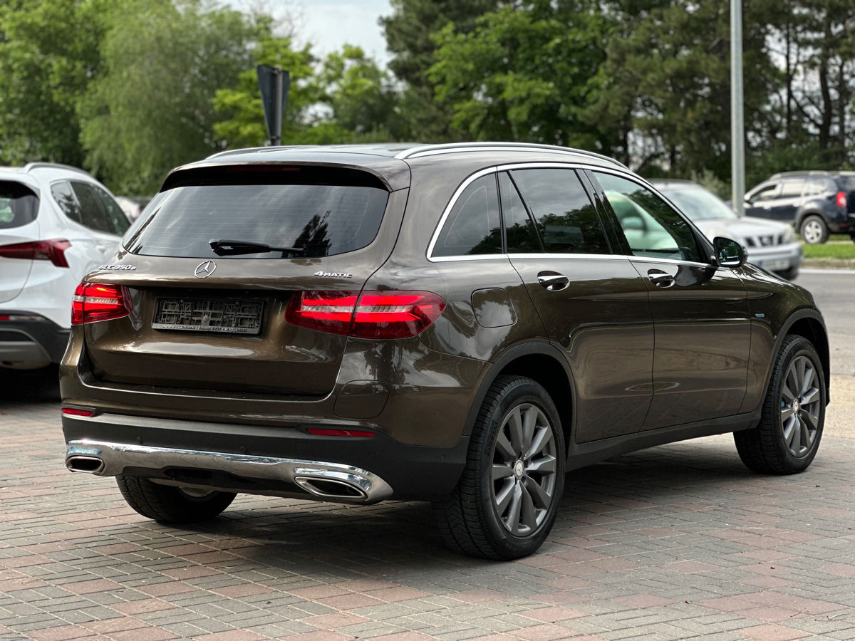 Mercedes GLC