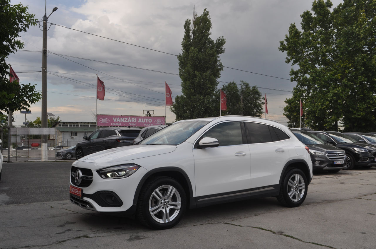 Mercedes GLA